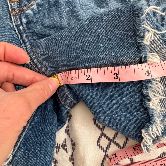 Abercrombie mom shorts NWT size 27/4 - Picture 4 of 4